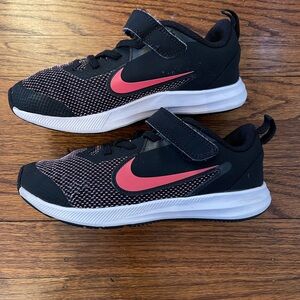 Nike Kids Black and Red Sneakers
